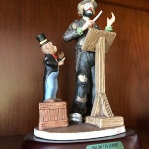 Emmett Kelly: Follow the leader